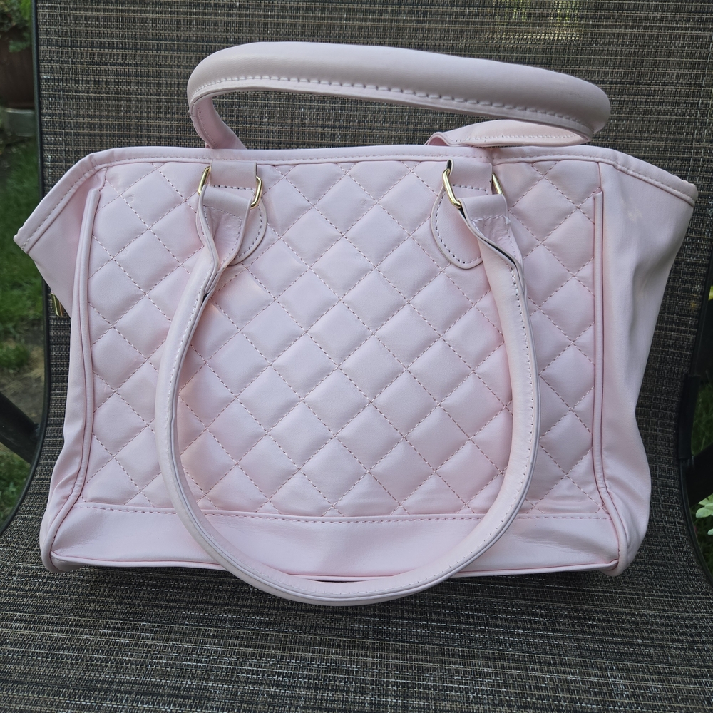 Hello Kitty Pink Quilted Women's Bag - Picture 3 of 12